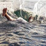Satu dari 2 anak yang terendam banjir di saluran air di Bekasi telah ditemukan